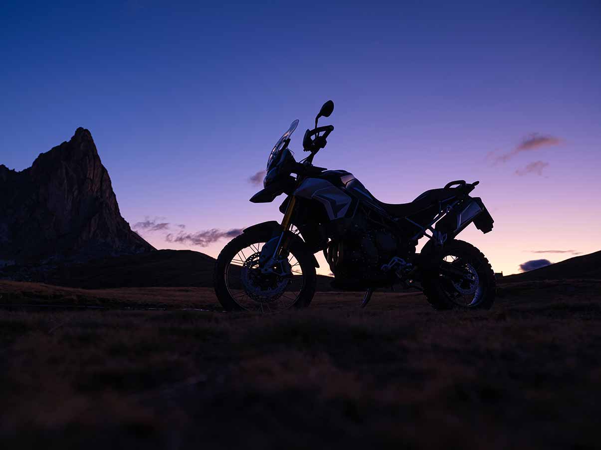 Stay Hydrated: The Importance of Hydration for Adventure Motorcyclists
